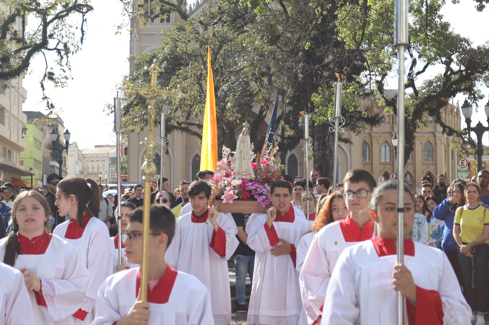 Juventude Caminhando com Maria